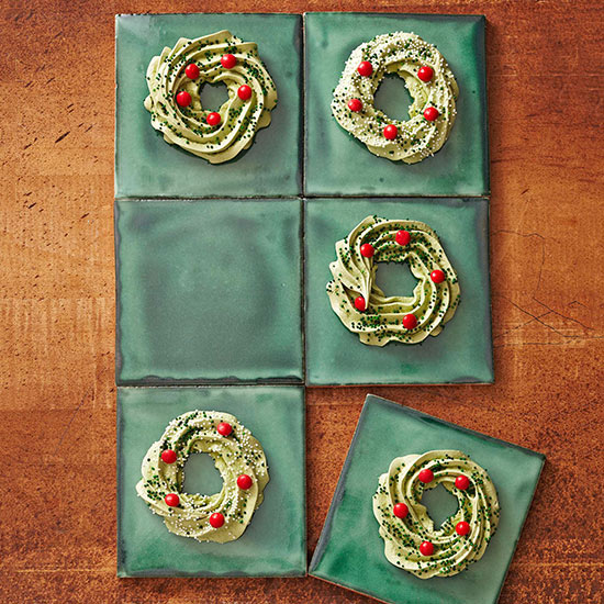 Lime meringue wreaths Lime meringue wreaths