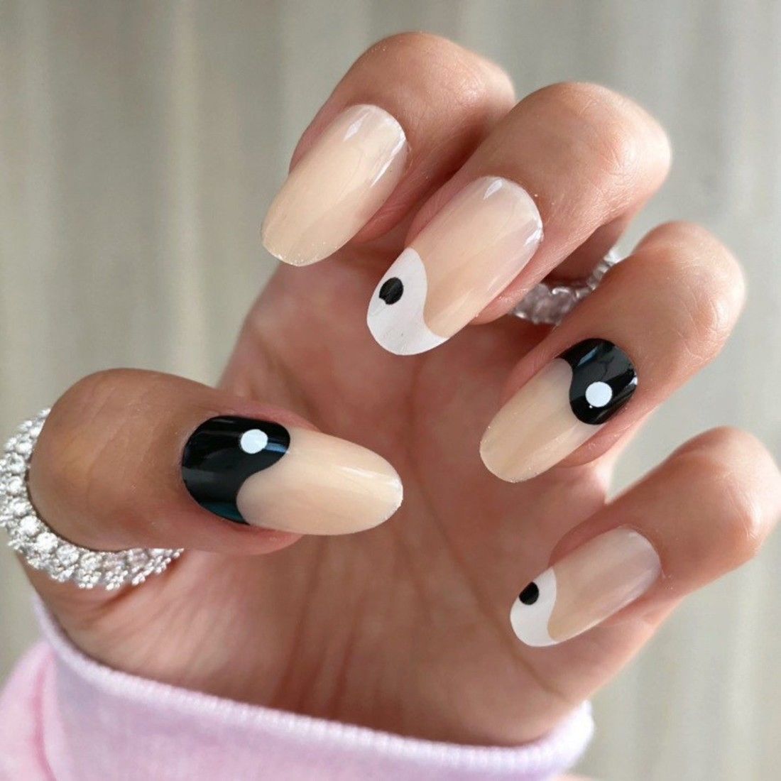 Yin Yang Nails Pictures, Photos, and Images for Facebook, Tumblr, Pinterest, and Twitter