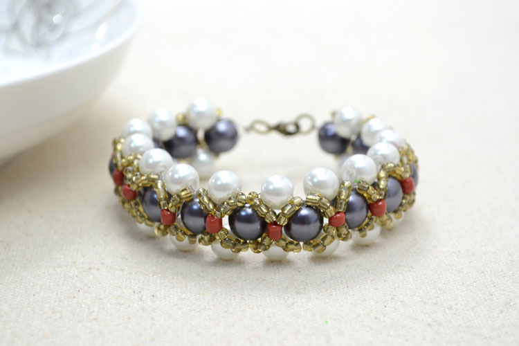 Woven Pearl Bracelet with Seed Beads