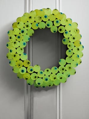 Eerie eyeball wreath