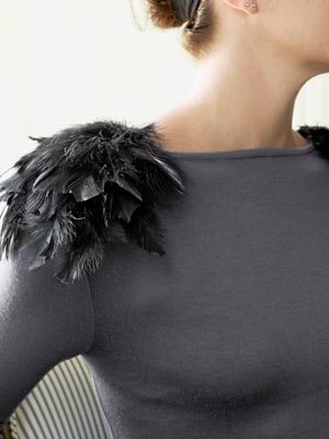 Handcrafted feather epaulets Handcrafted feather epaulets