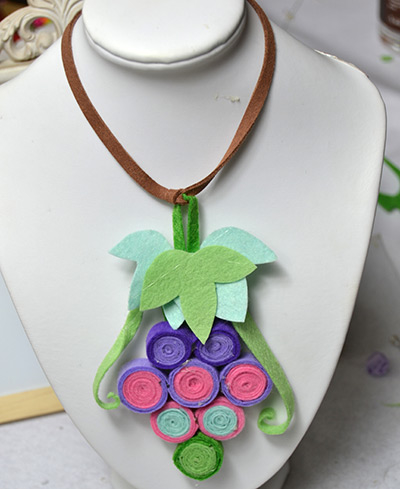 Lovely Felt Grape Necklace