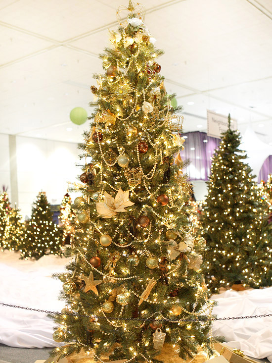 Neutral christmas tree Neutral christmas tree