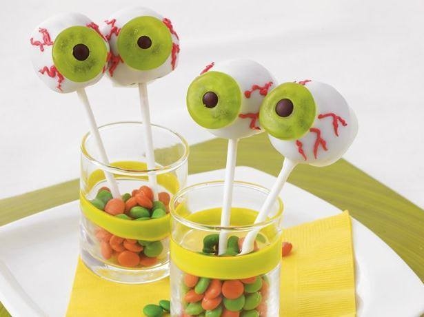 Eyeball Brownie Pops