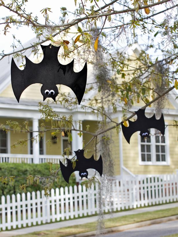 Hanging foam bats Hanging foam bats