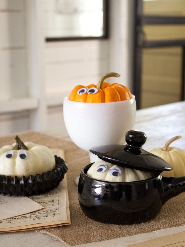 Peekaboo pumpkins Peekaboo pumpkins