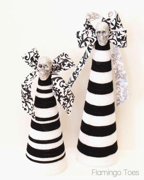 Yarn wrapped halloween trees