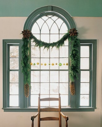 Pinecone rosette garland Pinecone rosette garland
