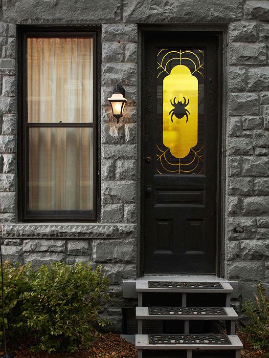 Spooky spider window decoration