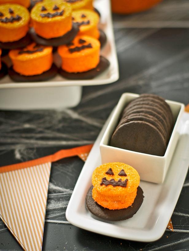 Jack o lantern marshmallow cookies