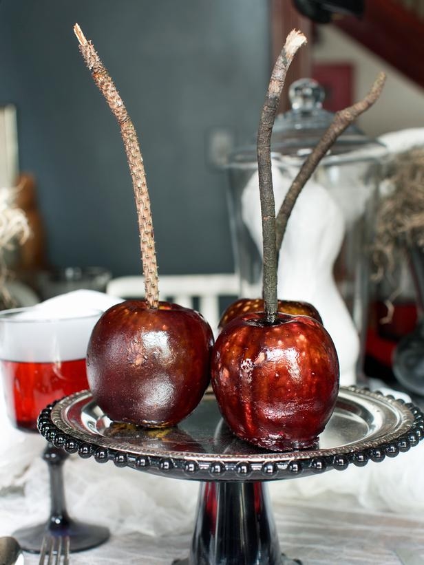 Poisoned candy apples
