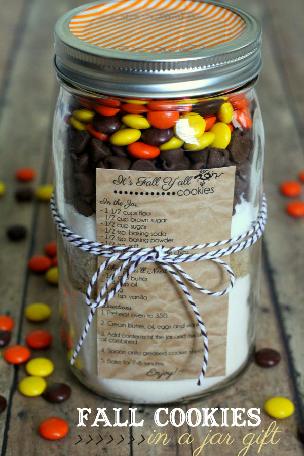 Fall Cookies in a Jar Gift Idea