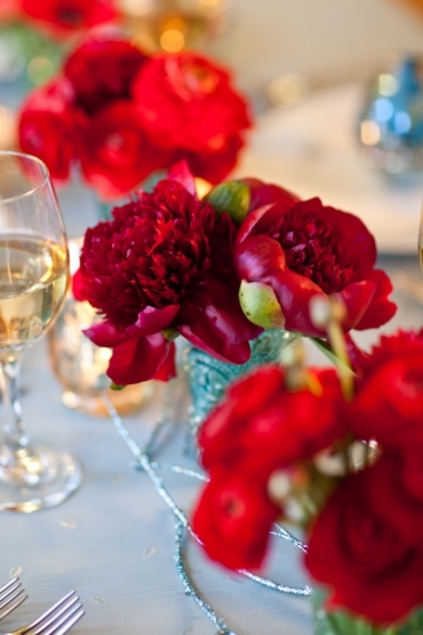 Red table decor Red table decor
