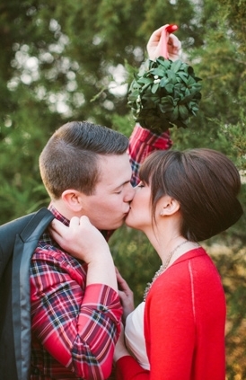Misteltoe kiss Misteltoe kiss