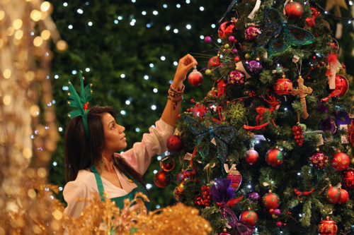 Decorating the tree