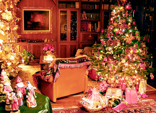 A pink christmas