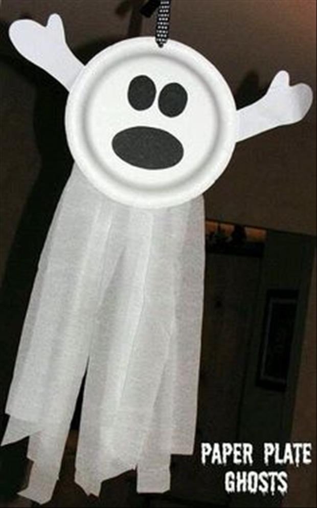 Paper plate ghosts