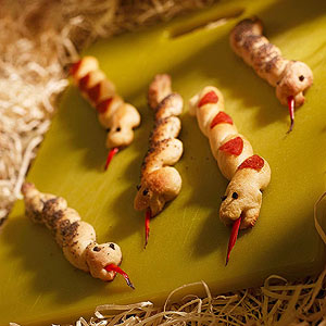 Slithering breadsticks