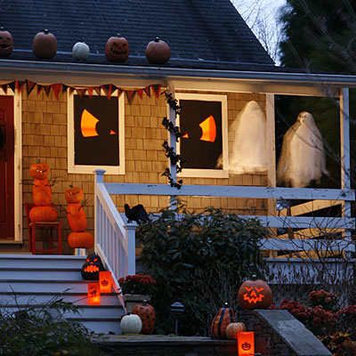 Spooky window decor Spooky window decor