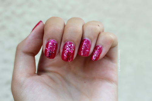 Pink glittery nails