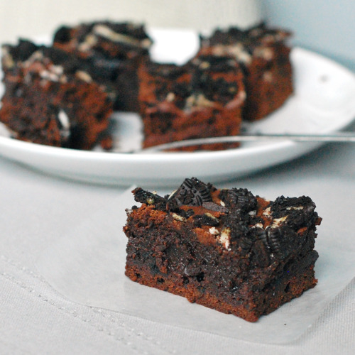 Fudge oreo brownies
