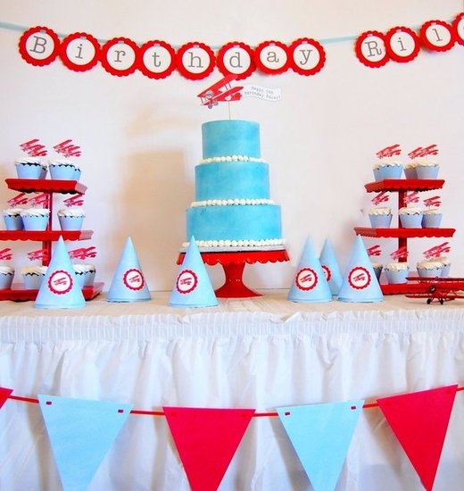 Vintage airplane party