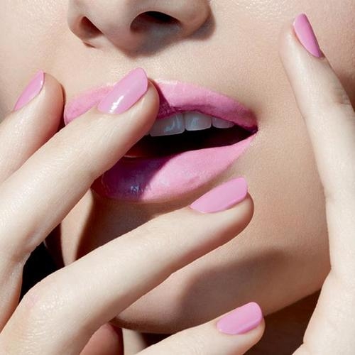 Pink nails