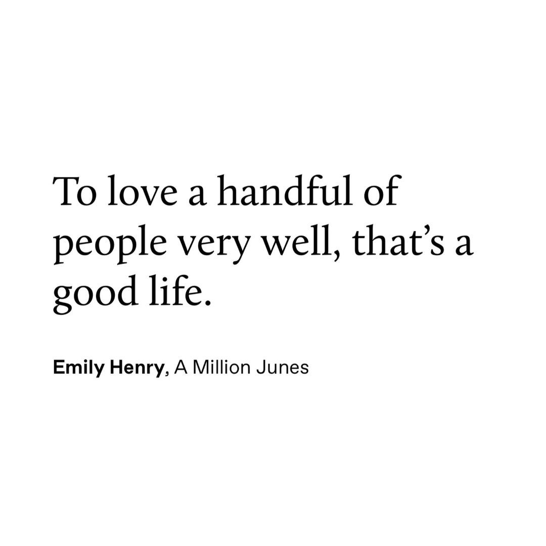 To Love A Handful Of People Very Well, That's A Good Life Pictures