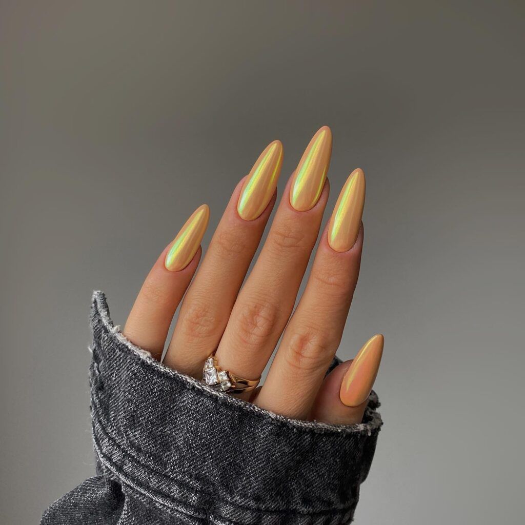 Perfect Gold Chrome Nails Pictures, Photos, and Images for Facebook