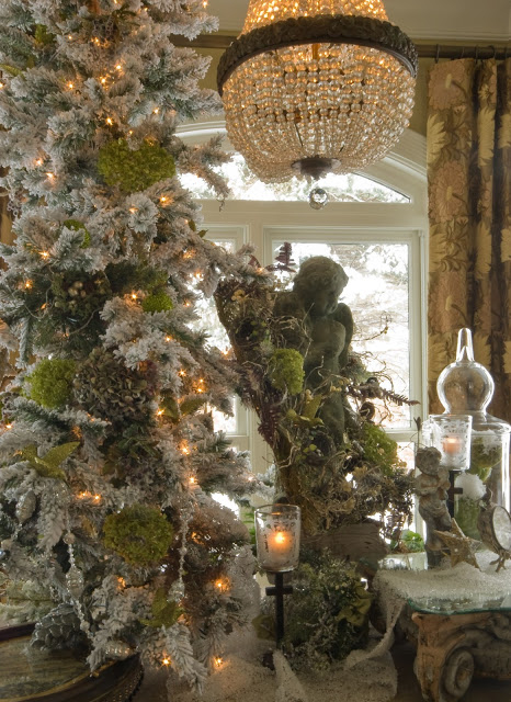 Elegant holiday decor Elegant holiday decor