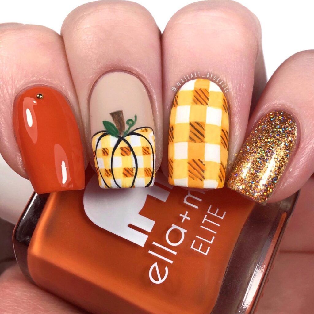 Plaid Thanksgiving Short Nails Pictures, Photos, and Images for ...