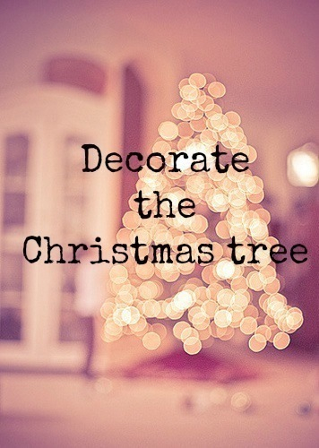 Decorated the christmas tree Decorated the christmas tree