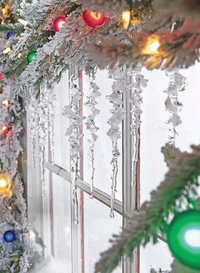 Ice danglers