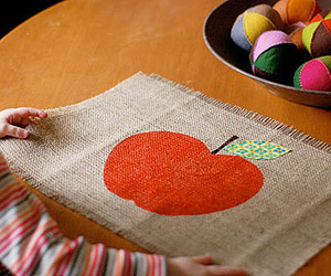 Apple print placemat Apple print placemat