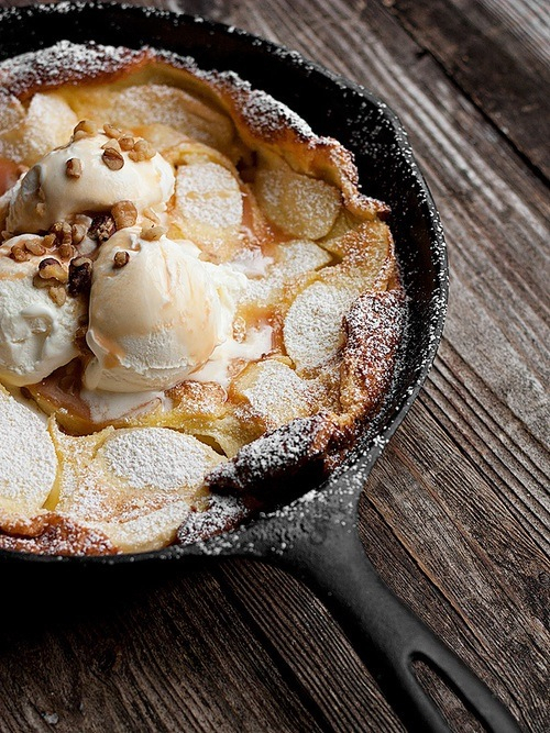Caramel apple dutch baby Caramel apple dutch baby