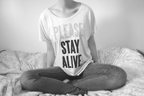 Please stay alive Please stay alive