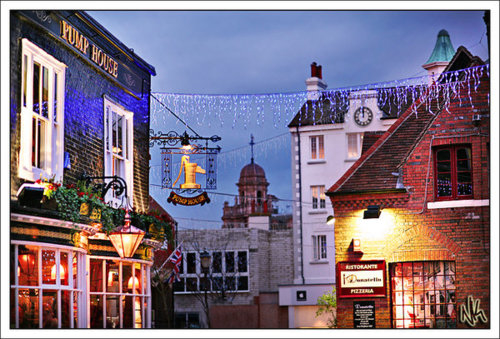 Trailing christmas lights