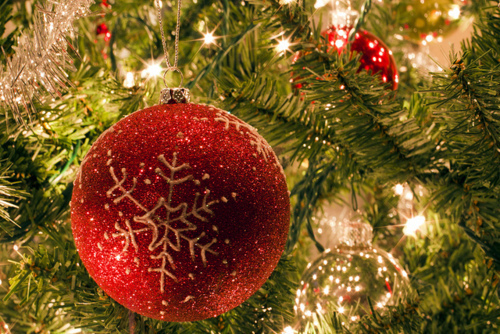 Shimmer red ornament