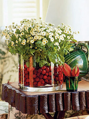 Cranberry vase Cranberry vase
