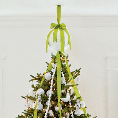 Suspended tree topper