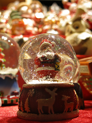 Santa snowglobe