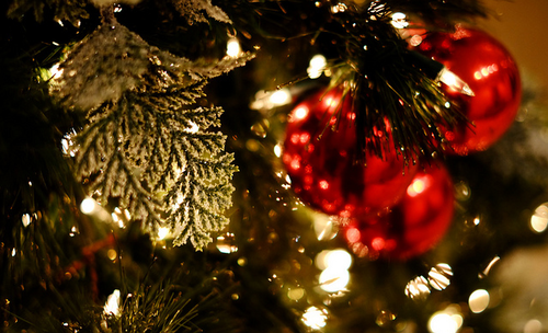 Leaf ornament