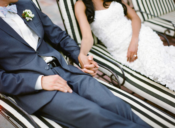 Chill wedding couple
