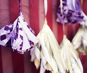 Confetti pom poms Confetti pom poms