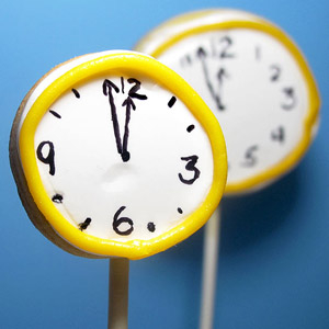 Clock pops Clock pops