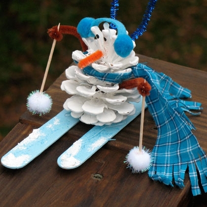 DIY Pine Cone Snowmen