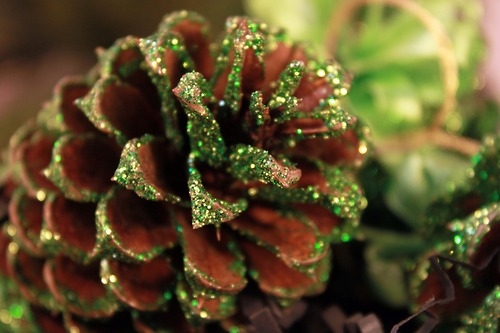 Glitter pinecones