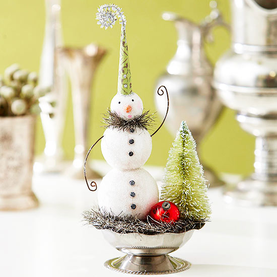 Tiny clay snowman display