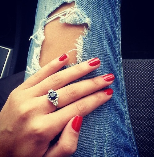 Red nails