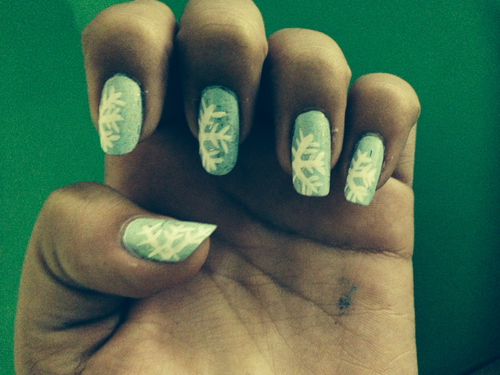 Snowflake nails Snowflake nails